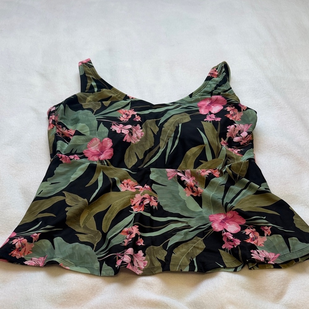 Kona Sol Black Floral Tankini Top sz 18